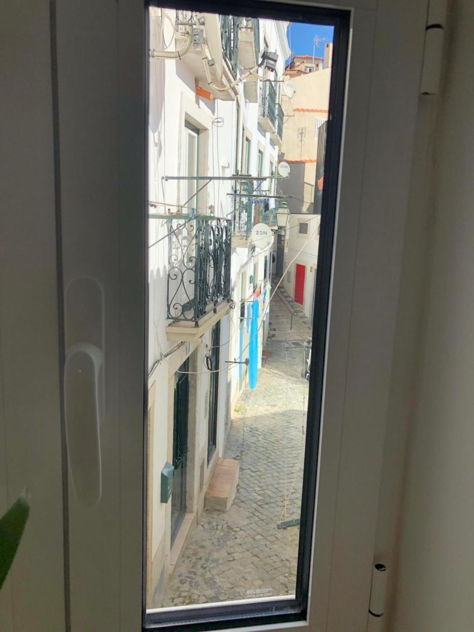 Alfama Apartment Lisbon Bagian luar foto