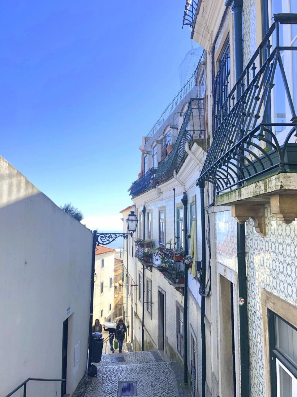 Alfama Apartment Lisbon Bagian luar foto