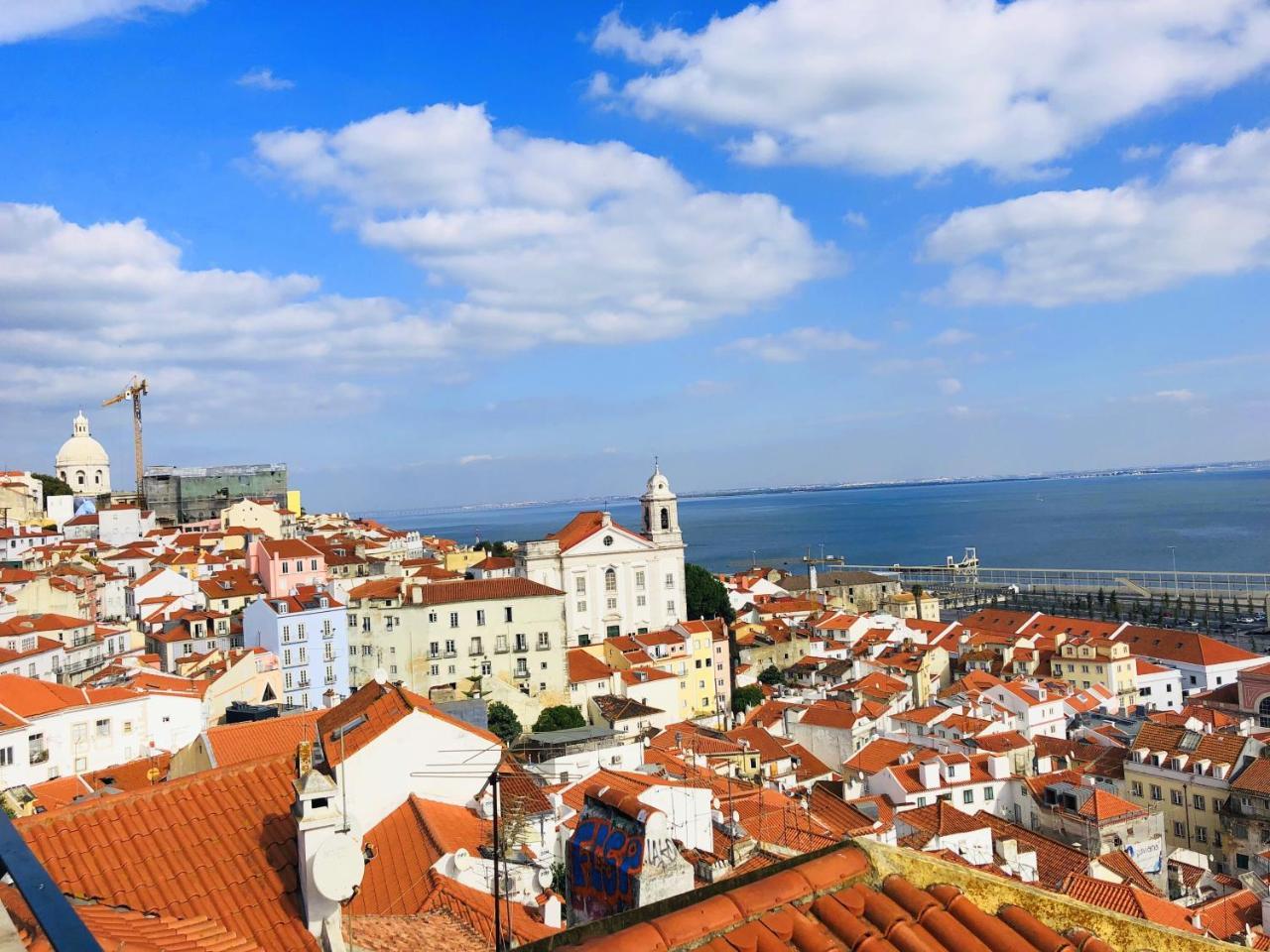 Alfama Apartment Lisbon Bagian luar foto