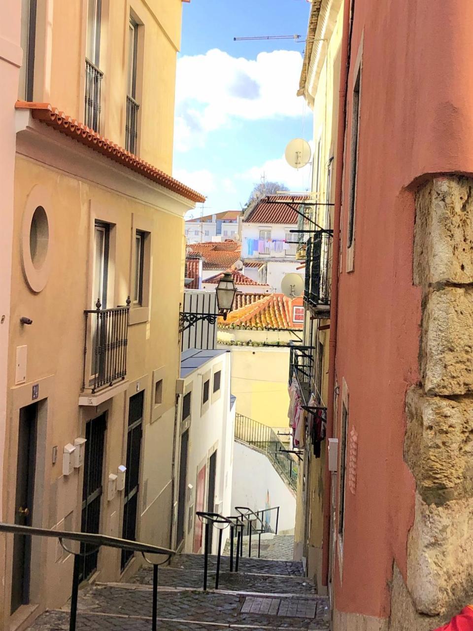Alfama Apartment Lisbon Bagian luar foto