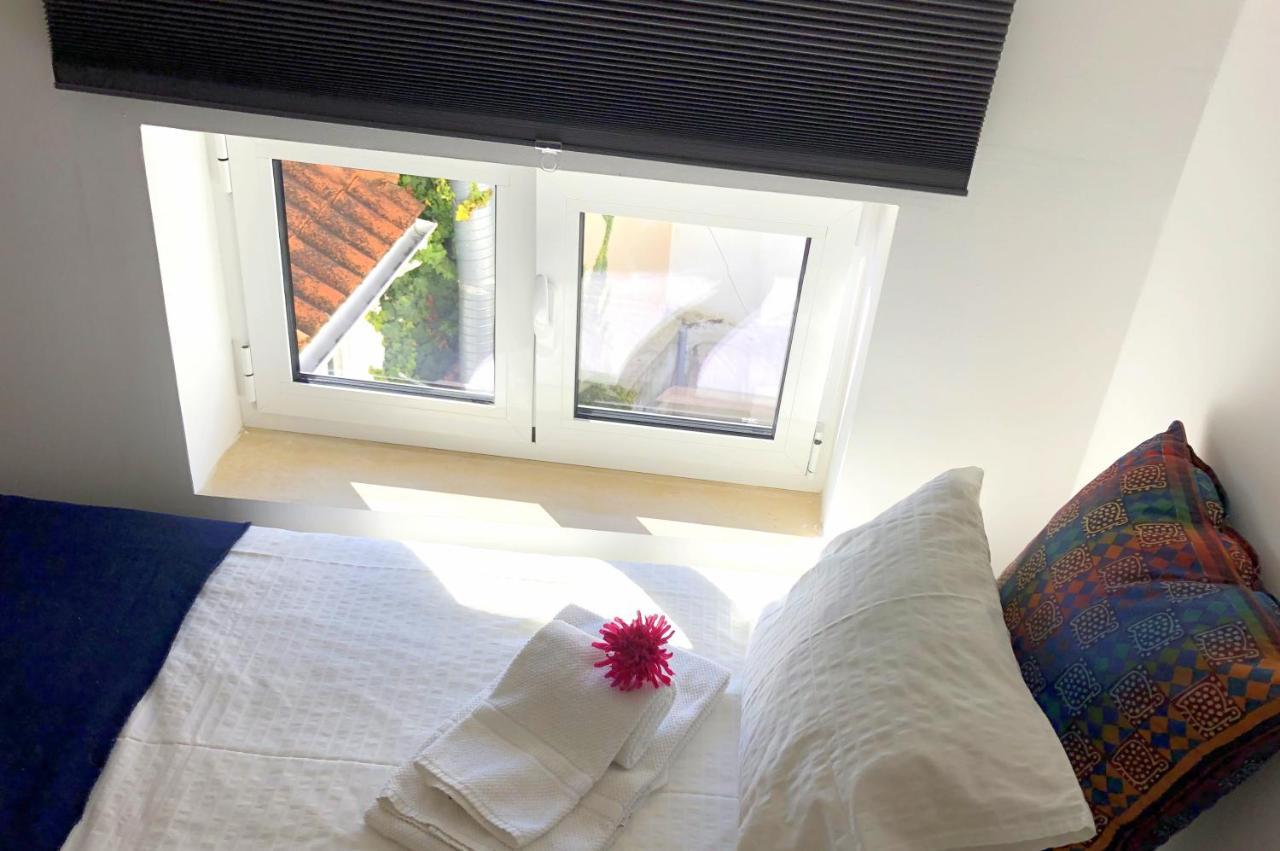 Alfama Apartment Lisbon Bagian luar foto