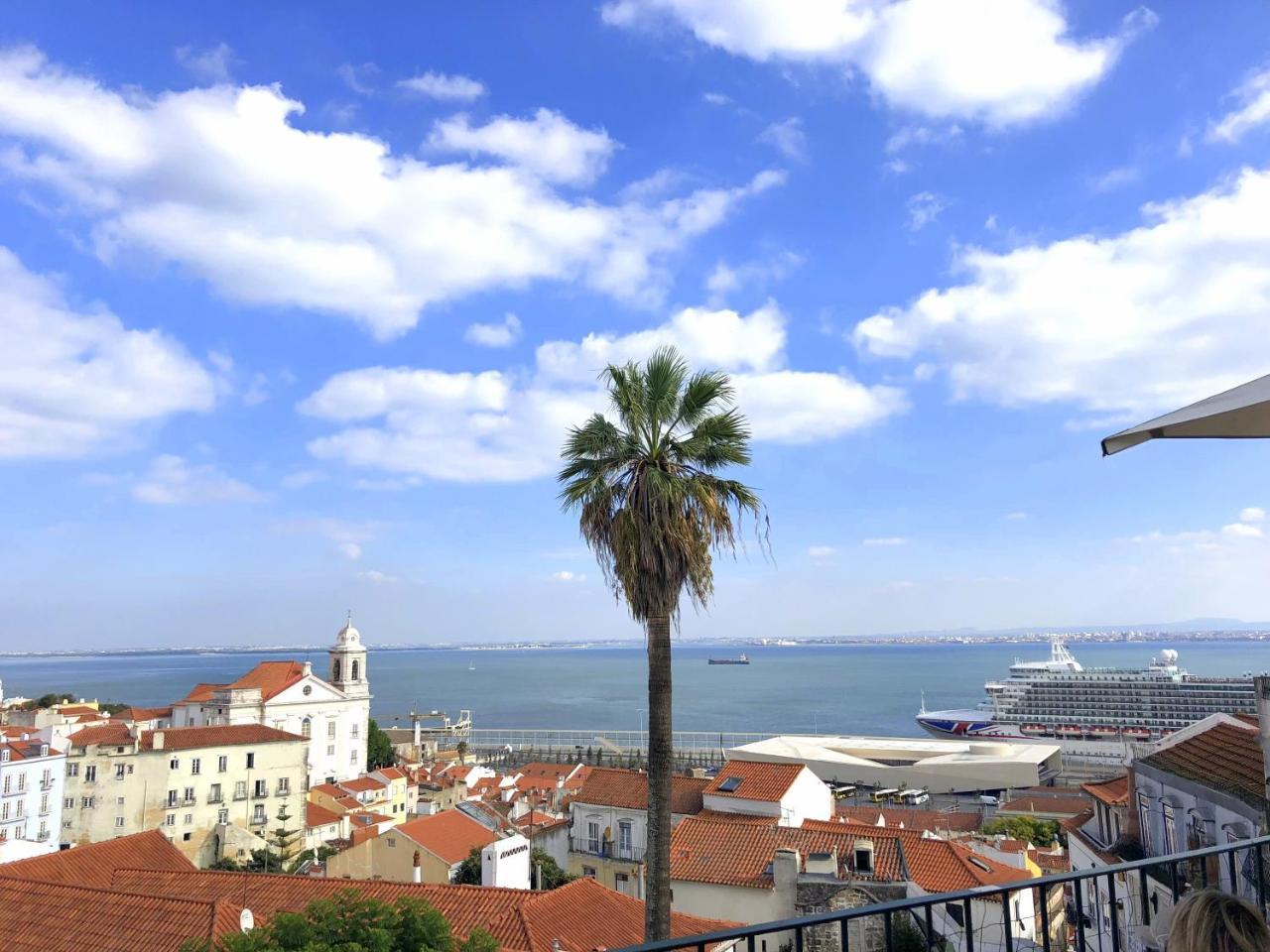 Alfama Apartment Lisbon Bagian luar foto