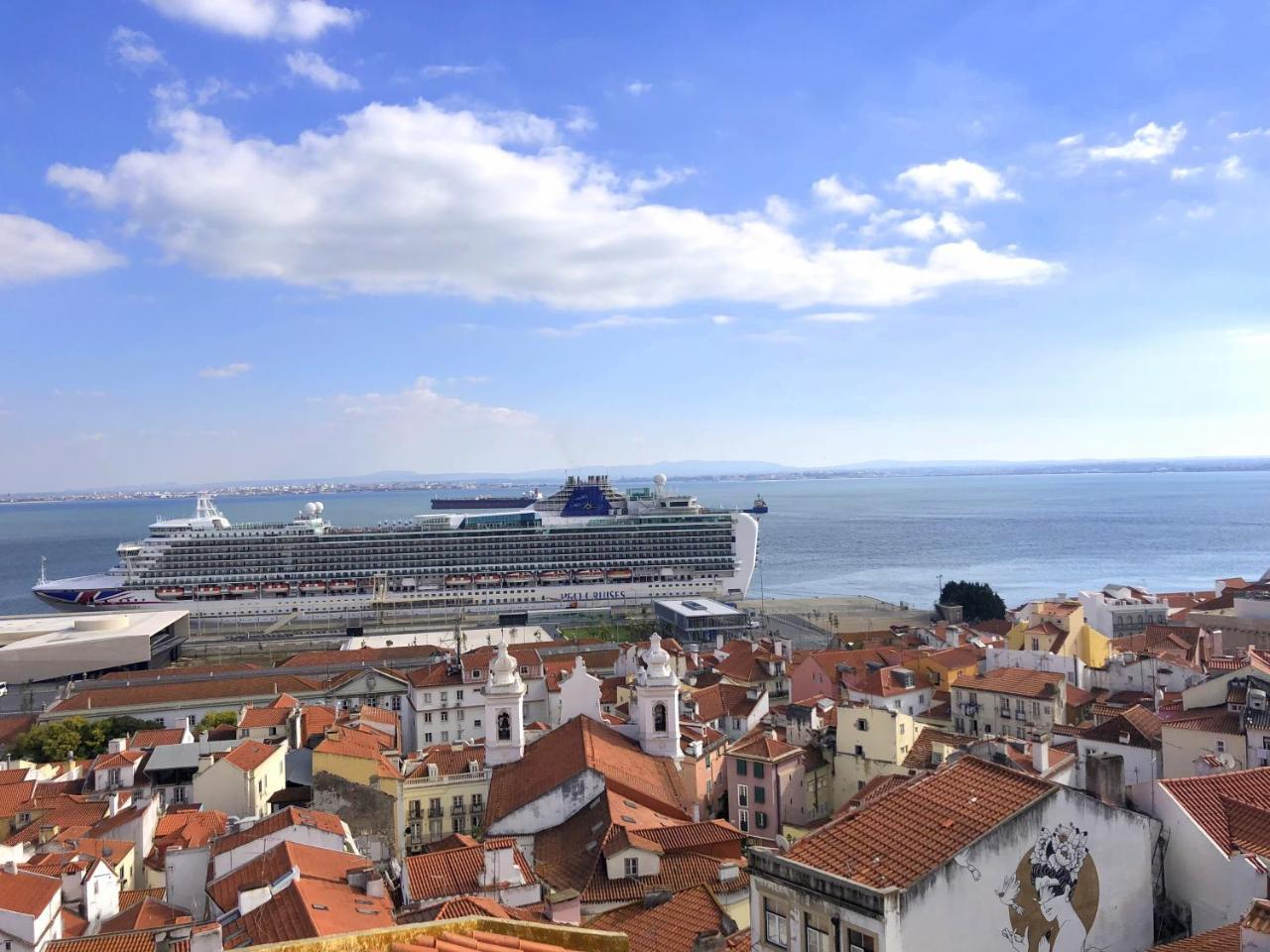 Alfama Apartment Lisbon Bagian luar foto